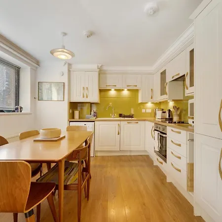 3 Bed In Oc-lr029
